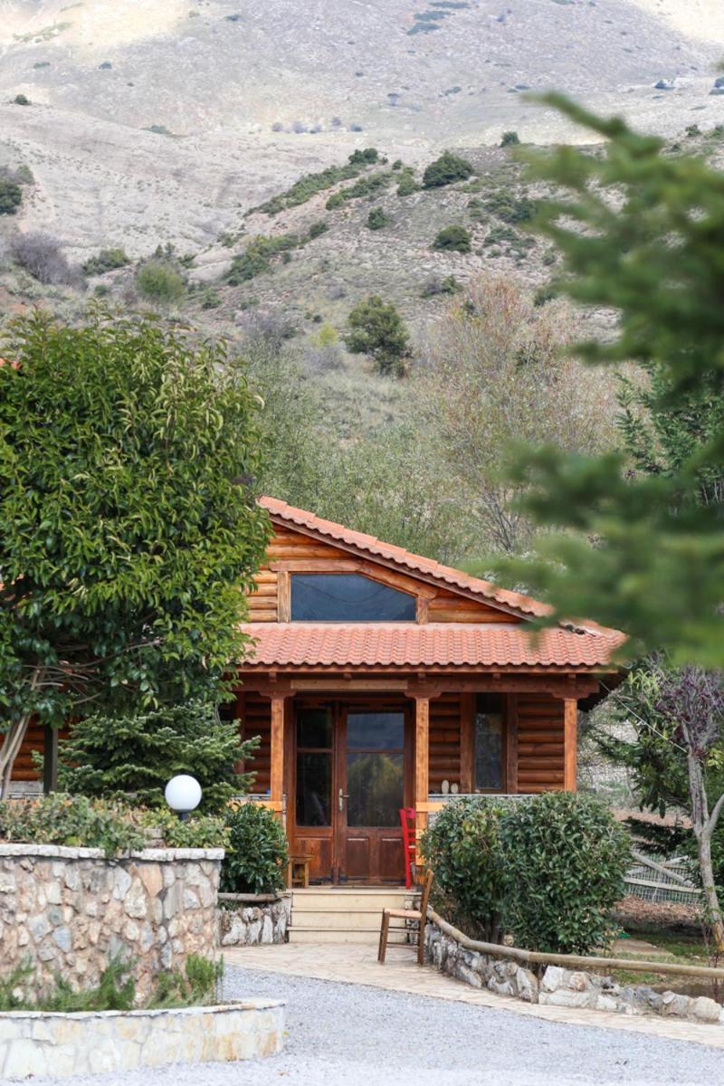 Orias Guesthouse & Farm กาลาวริตา ภายนอก รูปภาพ
