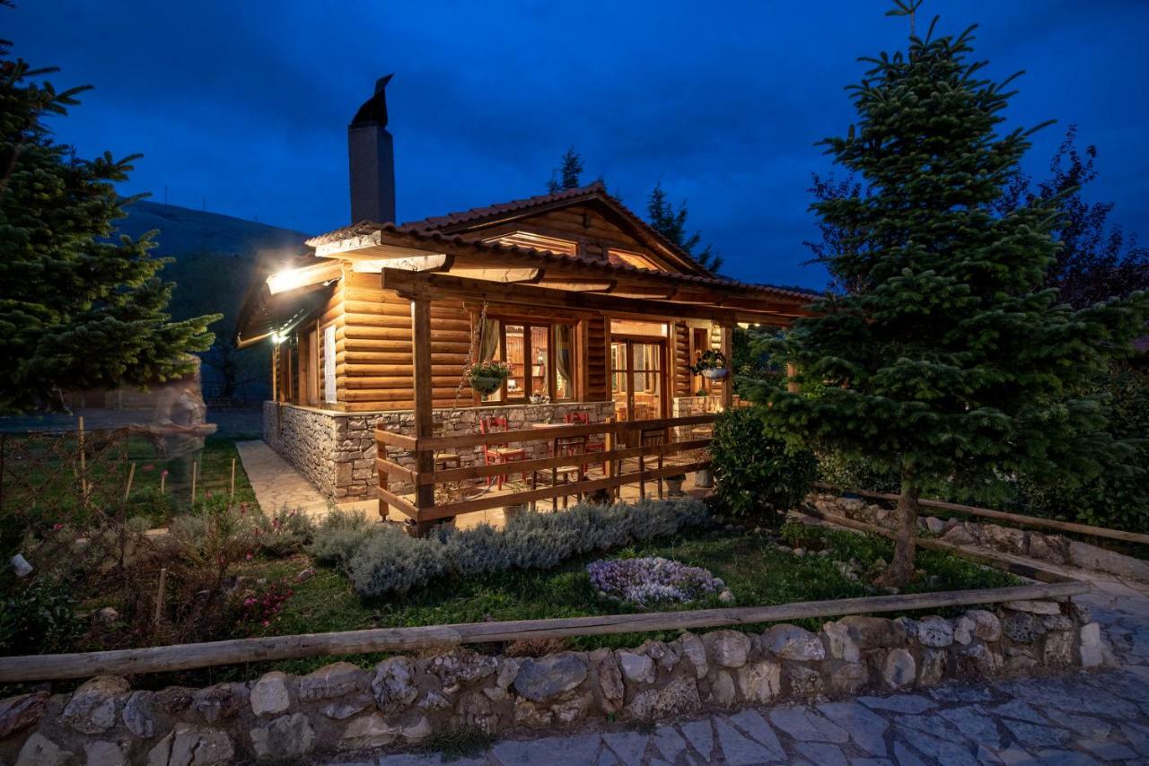Orias Guesthouse & Farm กาลาวริตา ภายนอก รูปภาพ